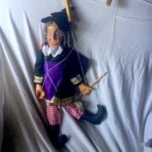 Witch wooden puppet 16” VGN